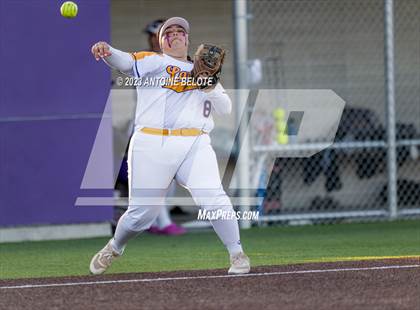 Thumbnail 1 in Firebaugh @ Norwalk photogallery.