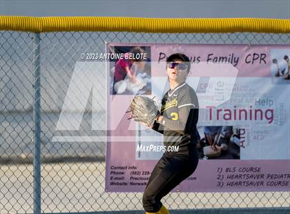 Thumbnail 2 in Firebaugh @ Norwalk photogallery.