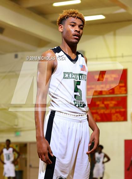 Thumbnail 2 in Leuzinger vs. Executive Prep Academy (Katani Classic) photogallery.