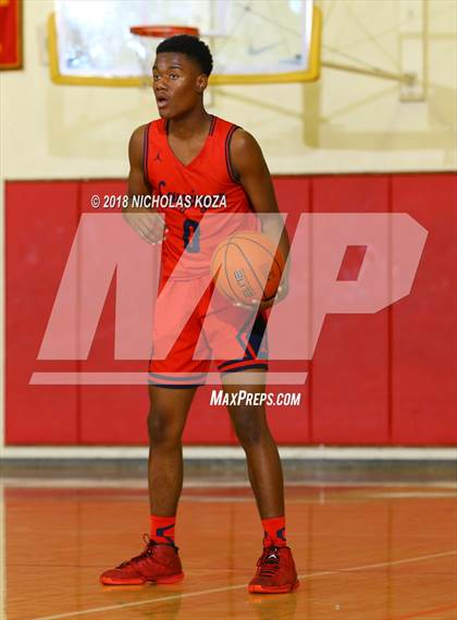 Thumbnail 1 in Leuzinger vs. Executive Prep Academy (Katani Classic) photogallery.