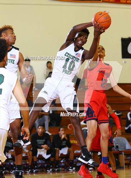 Thumbnail 3 in Leuzinger vs. Executive Prep Academy (Katani Classic) photogallery.