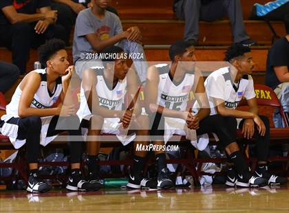 Thumbnail 3 in Leuzinger vs. Executive Prep Academy (Katani Classic) photogallery.