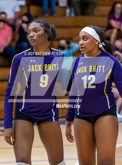 Thumbnail 1 in Jack Britt @ Terry Sanford photogallery.