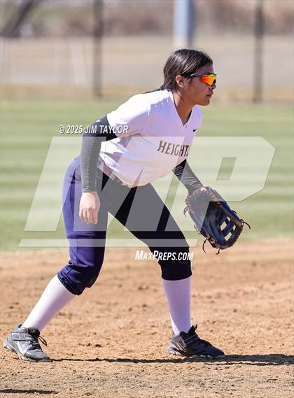 Thumbnail 2 in Benbrook vs Arlington Heights (Mineral Wells Tournament) photogallery.