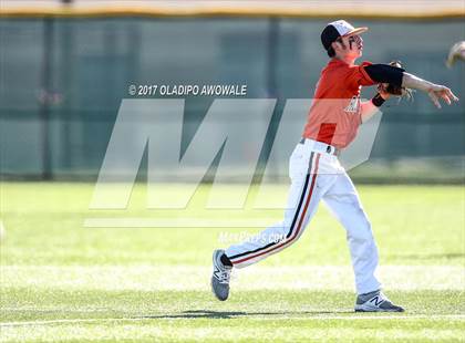 Thumbnail 3 in Veterans Memorial vs. Rockwall photogallery.