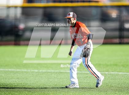 Thumbnail 2 in Veterans Memorial vs. Rockwall photogallery.