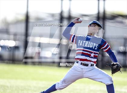 Thumbnail 3 in Veterans Memorial vs. Rockwall photogallery.