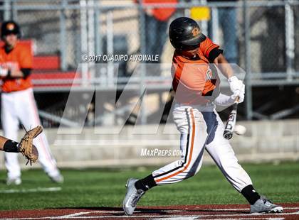 Thumbnail 2 in Veterans Memorial vs. Rockwall photogallery.
