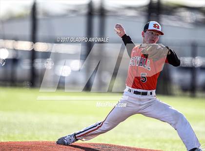 Thumbnail 2 in Veterans Memorial vs. Rockwall photogallery.