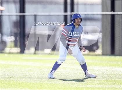 Thumbnail 3 in Veterans Memorial vs. Rockwall photogallery.