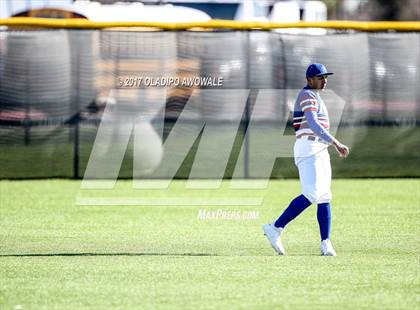 Thumbnail 2 in Veterans Memorial vs. Rockwall photogallery.