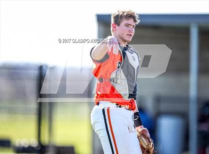 Thumbnail 1 in Veterans Memorial vs. Rockwall photogallery.