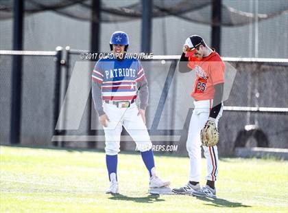 Thumbnail 3 in Veterans Memorial vs. Rockwall photogallery.