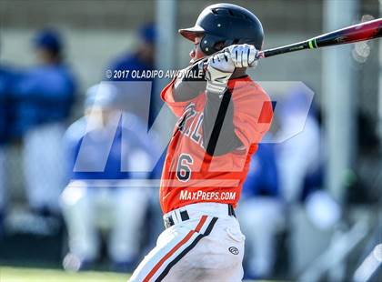 Thumbnail 3 in Veterans Memorial vs. Rockwall photogallery.