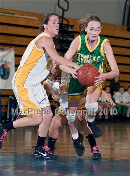 Thumbnail 2 in St. Joseph vs Trinity Catholic (FCIAC Final) photogallery.