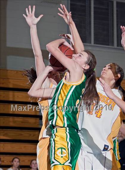 Thumbnail 2 in St. Joseph vs Trinity Catholic (FCIAC Final) photogallery.