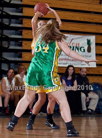Thumbnail 1 in St. Joseph vs Trinity Catholic (FCIAC Final) photogallery.