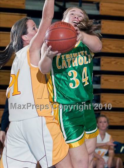 Thumbnail 3 in St. Joseph vs Trinity Catholic (FCIAC Final) photogallery.