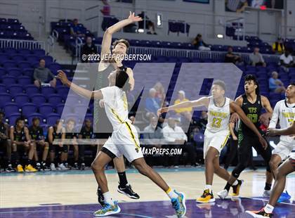 Thumbnail 2 in St. Frances Academy vs The Patrick School (City of Palms Classic) photogallery.