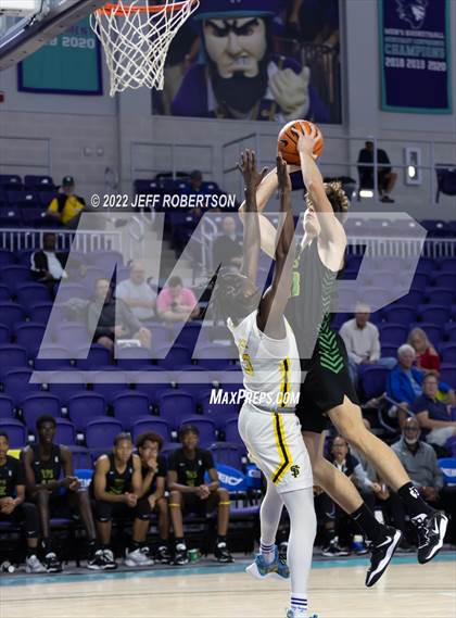 Thumbnail 1 in St. Frances Academy vs The Patrick School (City of Palms Classic) photogallery.