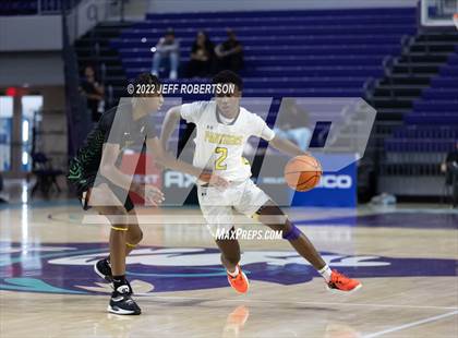 Thumbnail 2 in St. Frances Academy vs The Patrick School (City of Palms Classic) photogallery.