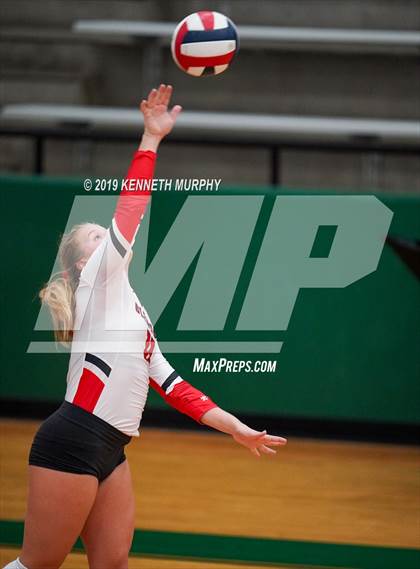 Thumbnail 3 in Mansfield Legacy vs Glen Rose photogallery.