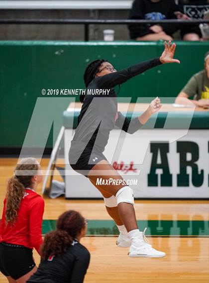 Thumbnail 2 in Mansfield Legacy vs Glen Rose photogallery.
