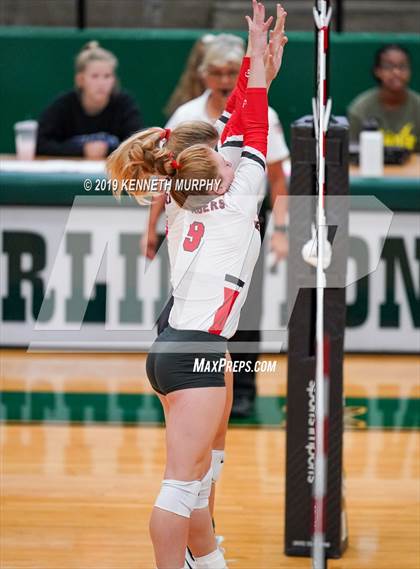Thumbnail 1 in Mansfield Legacy vs Glen Rose photogallery.