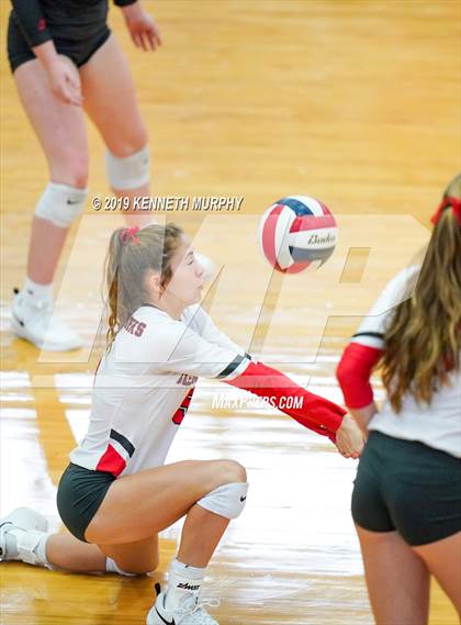 Thumbnail 1 in Mansfield Legacy vs Glen Rose photogallery.
