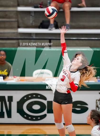 Thumbnail 2 in Mansfield Legacy vs Glen Rose photogallery.