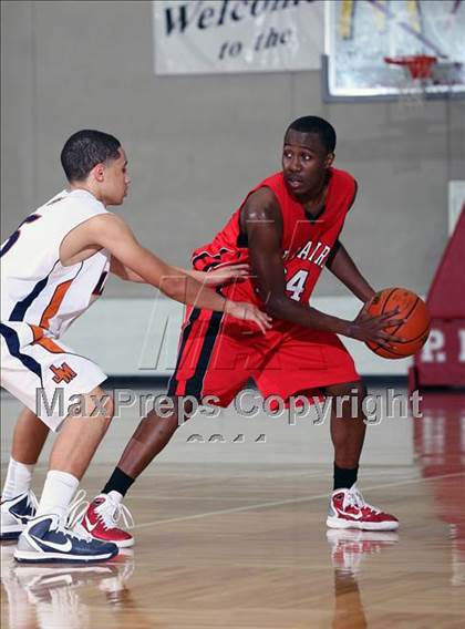 Thumbnail 2 in Madison [James] vs Bellaire (McDonald's Texas Invitational) photogallery.