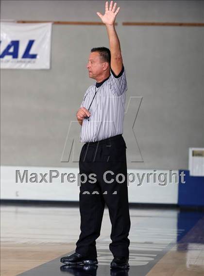Thumbnail 3 in Madison [James] vs Bellaire (McDonald's Texas Invitational) photogallery.
