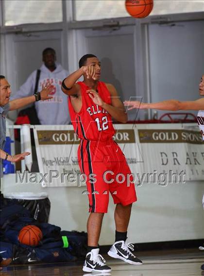 Thumbnail 3 in Madison [James] vs Bellaire (McDonald's Texas Invitational) photogallery.