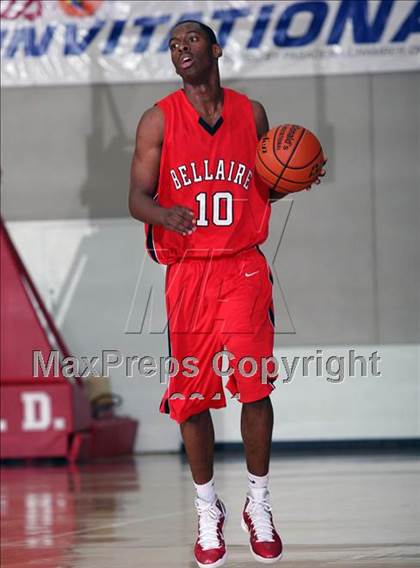 Thumbnail 1 in Madison [James] vs Bellaire (McDonald's Texas Invitational) photogallery.