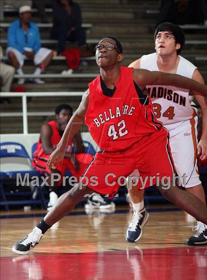 Thumbnail 1 in Madison [James] vs Bellaire (McDonald's Texas Invitational) photogallery.