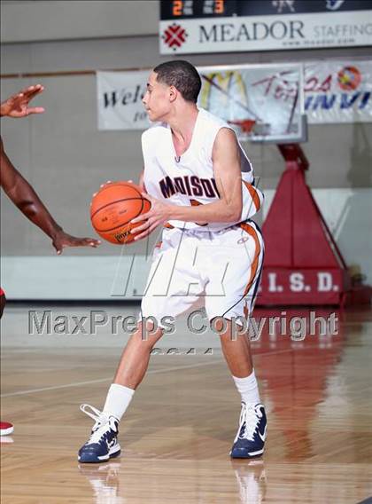 Thumbnail 3 in Madison [James] vs Bellaire (McDonald's Texas Invitational) photogallery.