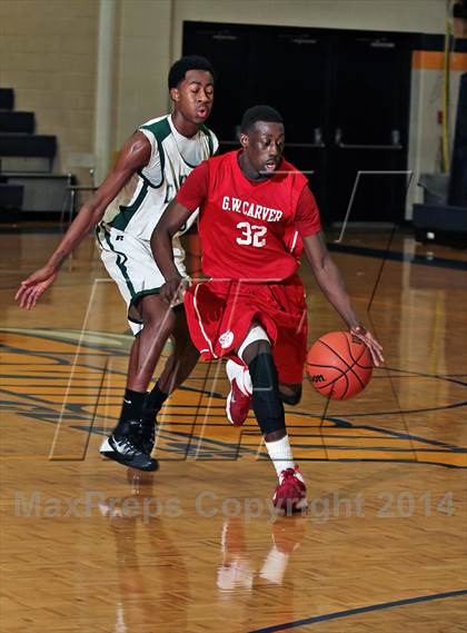 Thumbnail 3 in Carter vs. Carver (Seymour Christmas Classic) photogallery.