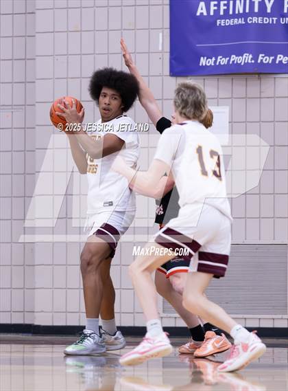 Thumbnail 3 in Denfeld @ Grand Rapids photogallery.