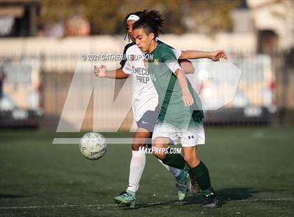 Thumbnail 2 in Temecula Prep @ Notre Dame photogallery.