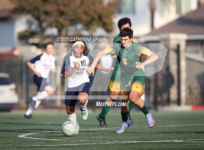 Thumbnail 1 in Temecula Prep @ Notre Dame photogallery.