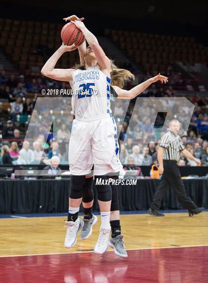 Thumbnail 1 in Fossil Ridge vs. Fruita Monument (CHSSA 5A Great 8) photogallery.