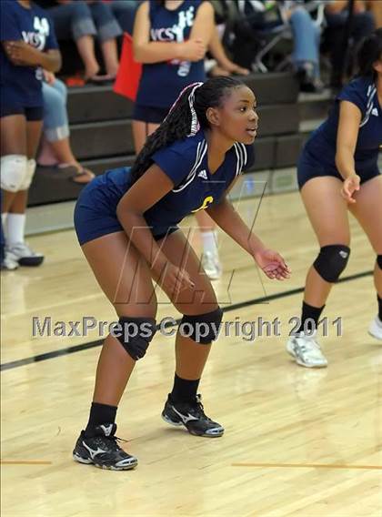 Thumbnail 3 in Inderkum vs. California School for the Deaf (Lady Rams Classic) photogallery.