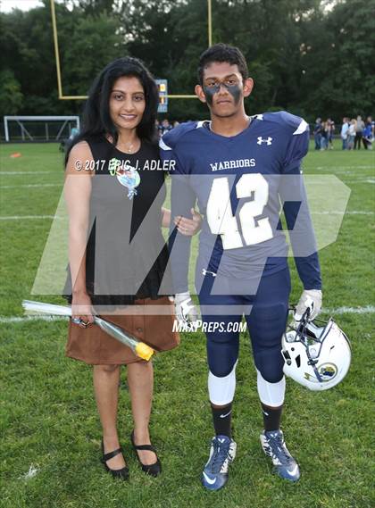 Thumbnail 3 in Foxborough vs. King Philip Regional photogallery.