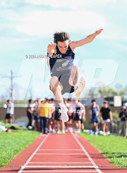 Thumbnail 3 in Morris County Relays (Long Jump) photogallery.