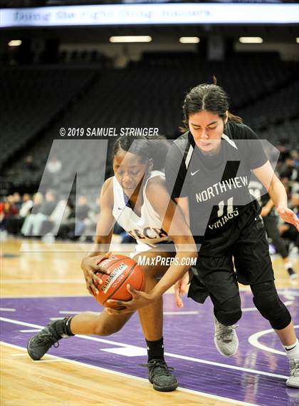 Thumbnail 3 in Northview vs. Oakland Tech (CIF State D4 Final) photogallery.