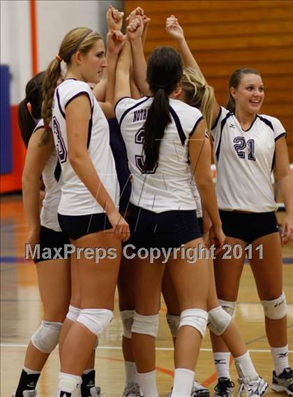 Thumbnail 3 in Westlake vs. Notre Dame photogallery.