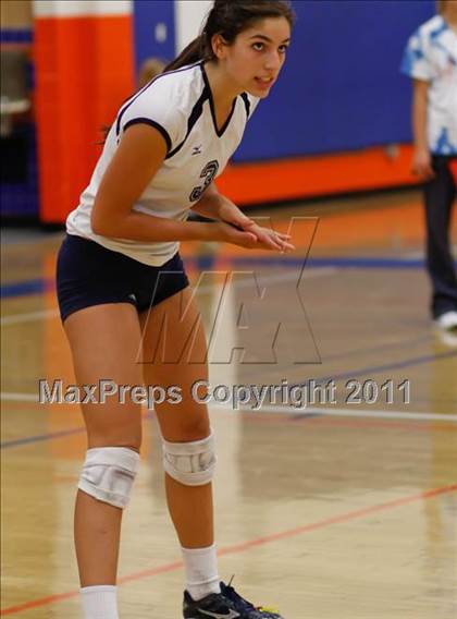 Thumbnail 2 in Westlake vs. Notre Dame photogallery.