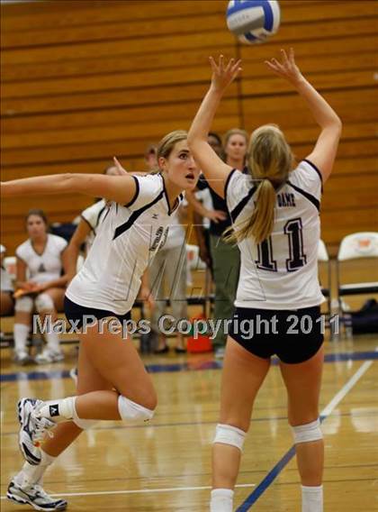 Thumbnail 1 in Westlake vs. Notre Dame photogallery.