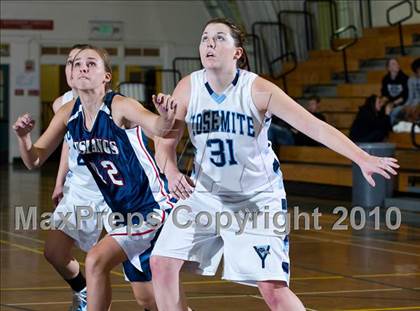 Thumbnail 1 in Yosemite vs Yorba Linda (Santa Barbara Tournament of Champions) photogallery.