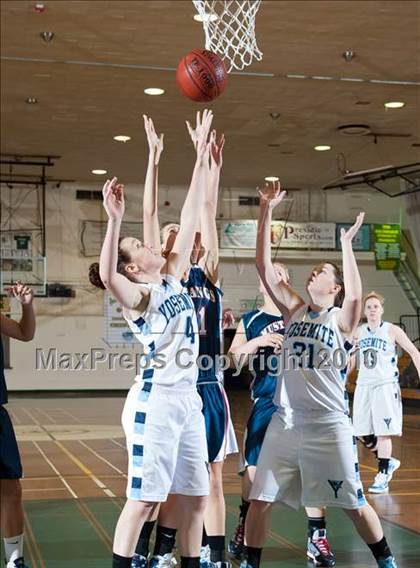 Thumbnail 2 in Yosemite vs Yorba Linda (Santa Barbara Tournament of Champions) photogallery.